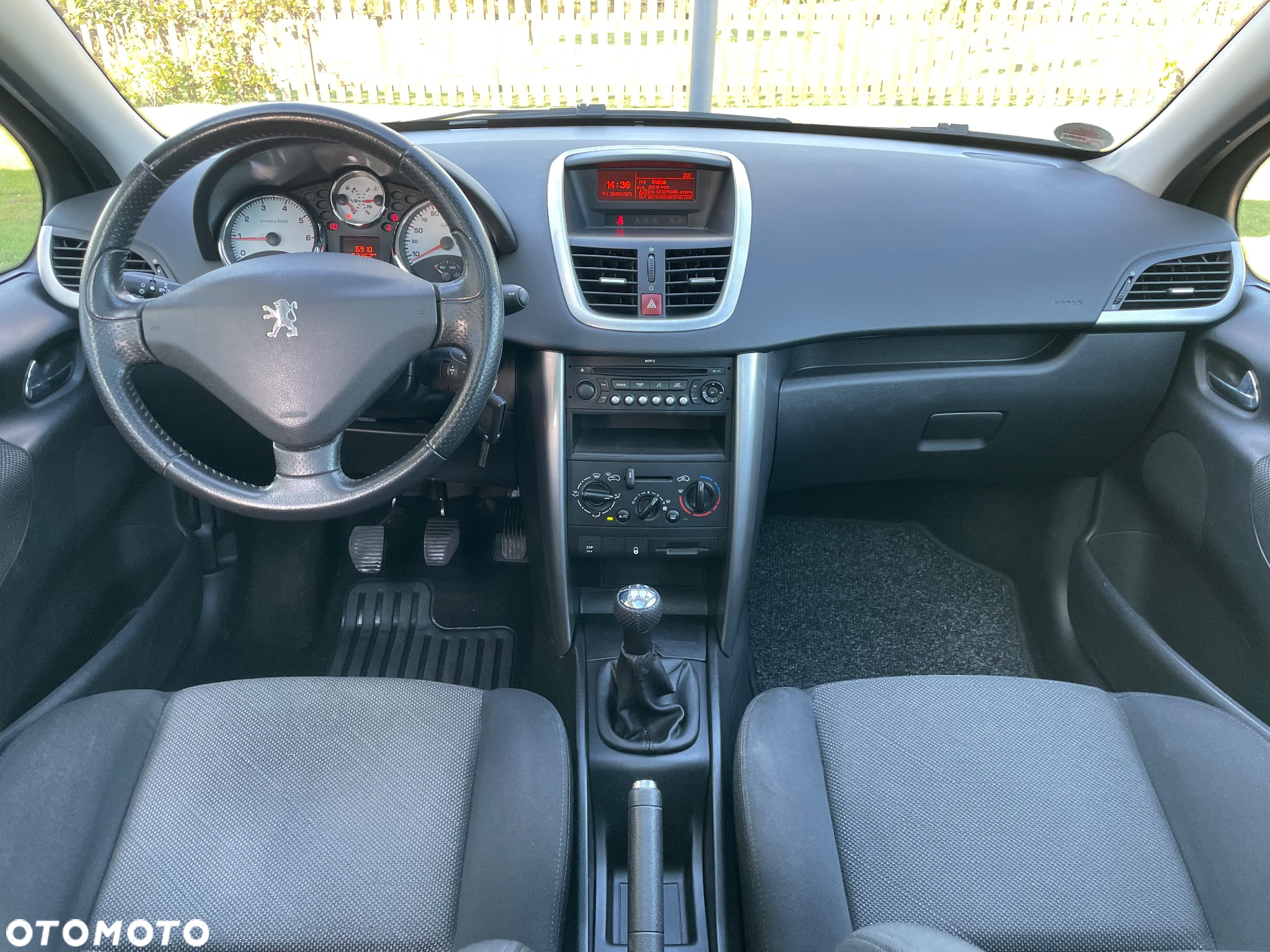 Peugeot 207 - 5