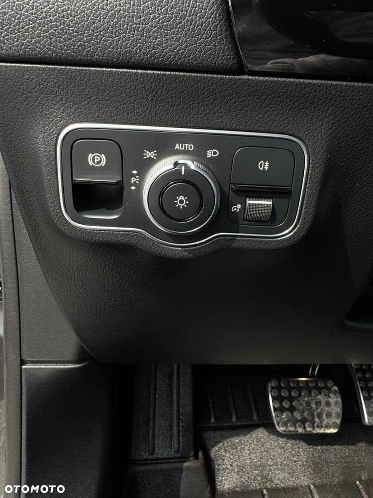 Mercedes-Benz Klasa B 200 7G-DCT - 18