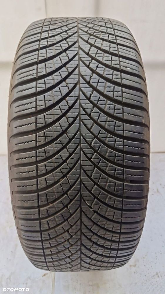Goodyear Vector 4Seasons Gen-3 225/45R17 94W rant ochronny wzmocnienie XL