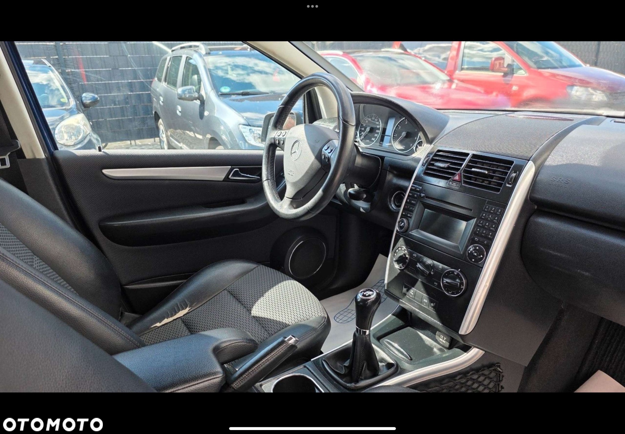Mercedes-Benz Klasa A 180 BlueEFFICIENCY Avantgarde - 34