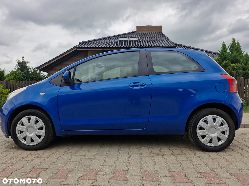Toyota Yaris 1.0 Luna A/C - 16