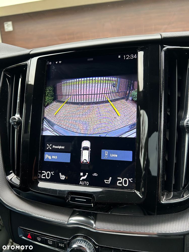 Volvo XC 60 D4 R-Design - 14