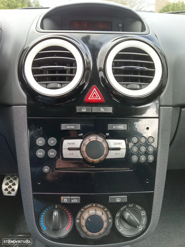 Opel Corsa 1.2 Black Edition - 7