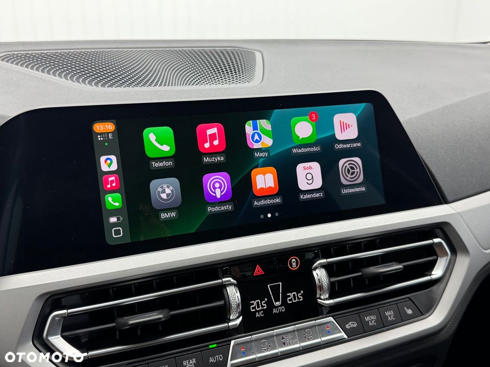 BMW Seria 3 318d Touring Advantage - 26