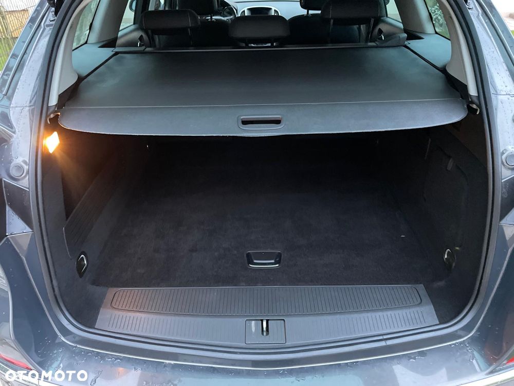 Opel Astra 1.4 Turbo Sport - 23