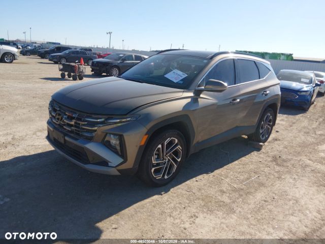Hyundai Tucson - 2