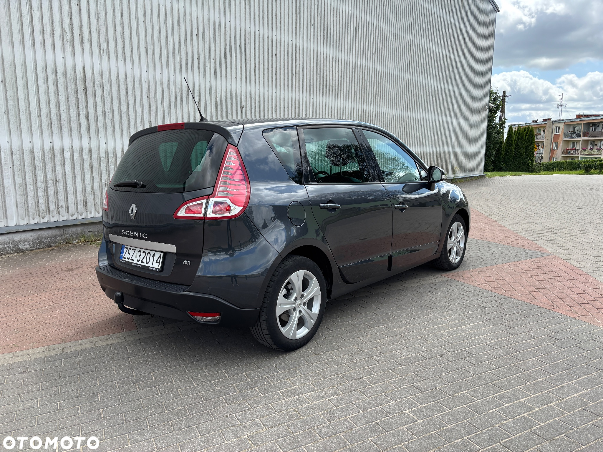 Renault Scenic 1.5 dCi Authentique - 4