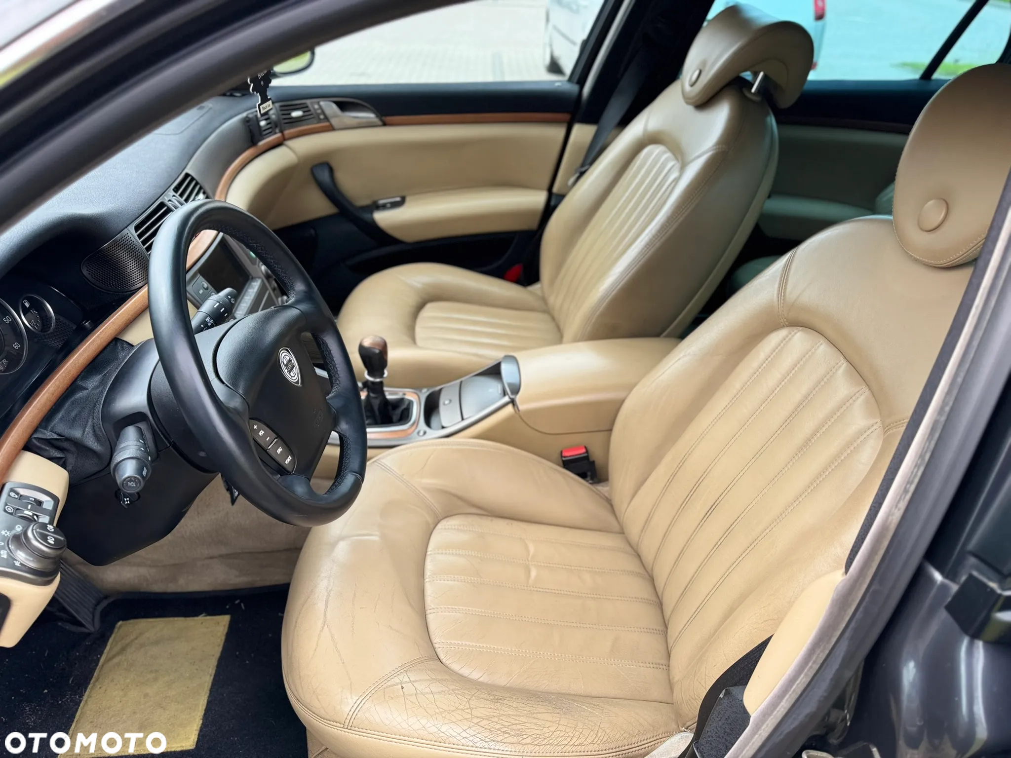 Lancia Thesis 2.4 JTD 20v Executive - 6