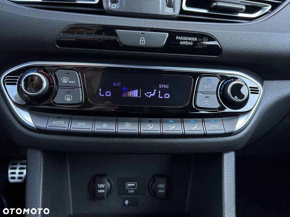 Hyundai i30 - 30