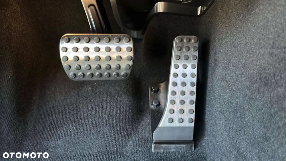 Mercedes-Benz GLC 300 mHEV 4-Matic AMG Line - 16