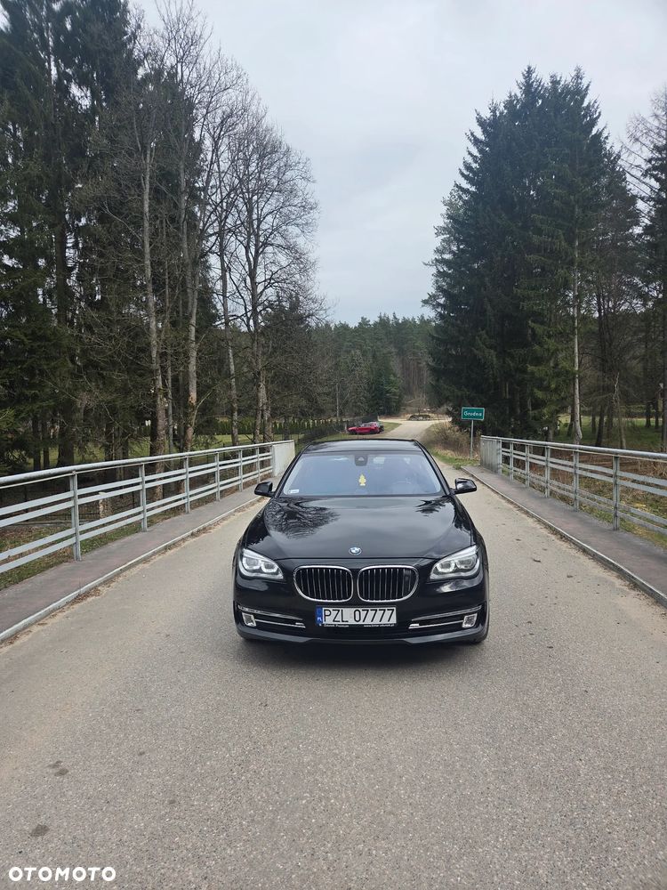 BMW Seria 7 750d xDrive - 2
