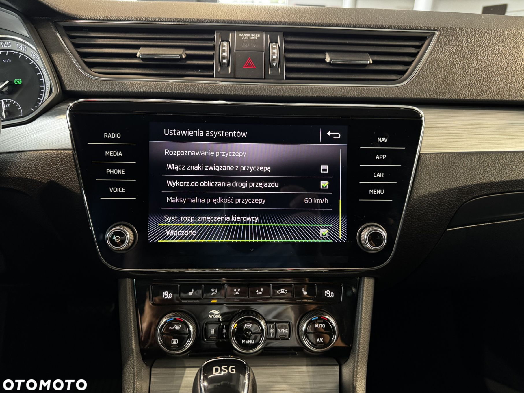 Skoda Superb - 32