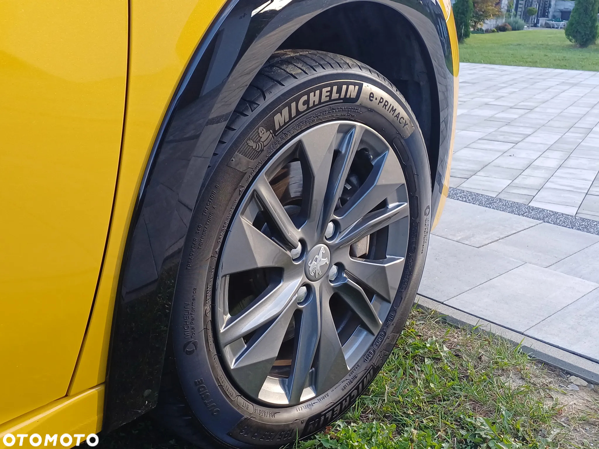 Peugeot 208 e-208 50kWh Style - 9