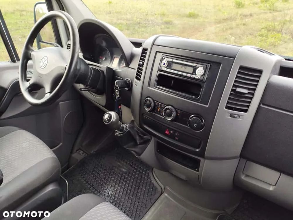 Volkswagen Crafter - 12