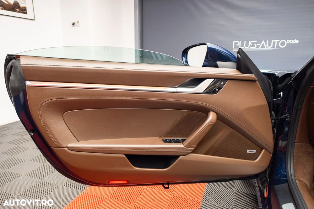 Porsche 911 Carrera 4S PDK - 31