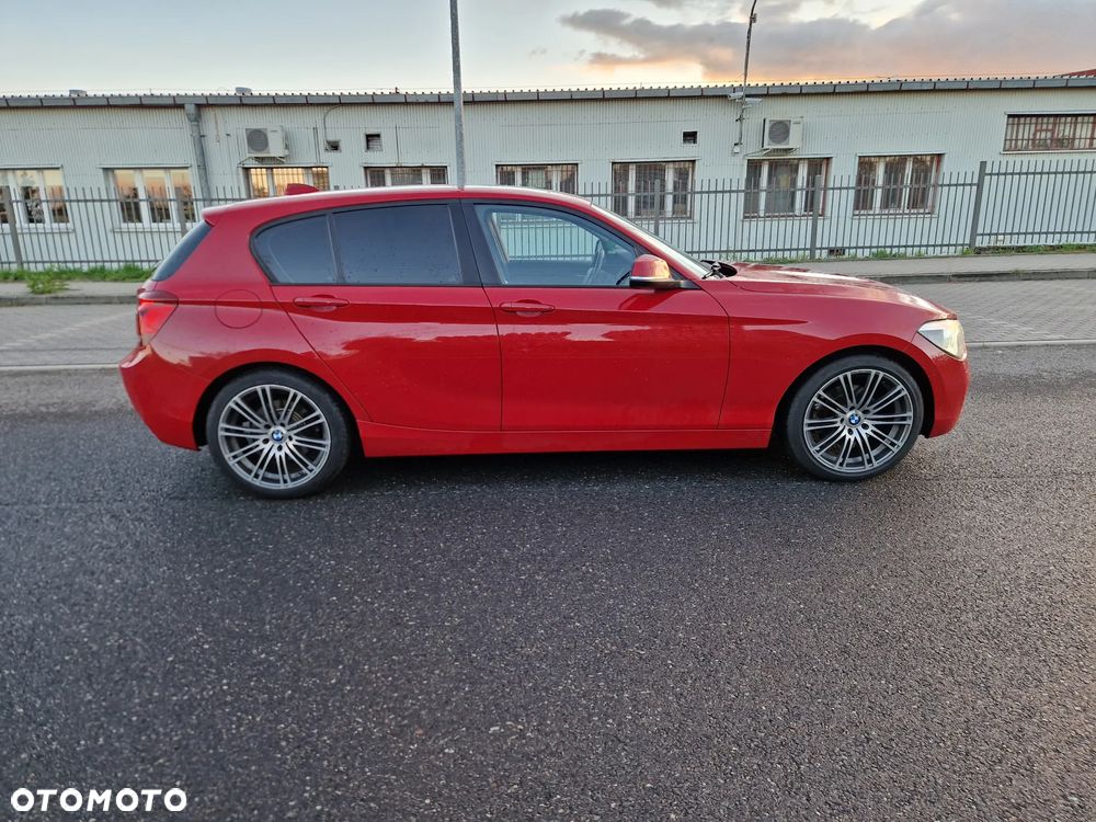 BMW Seria 1 120d Sport Line - 10