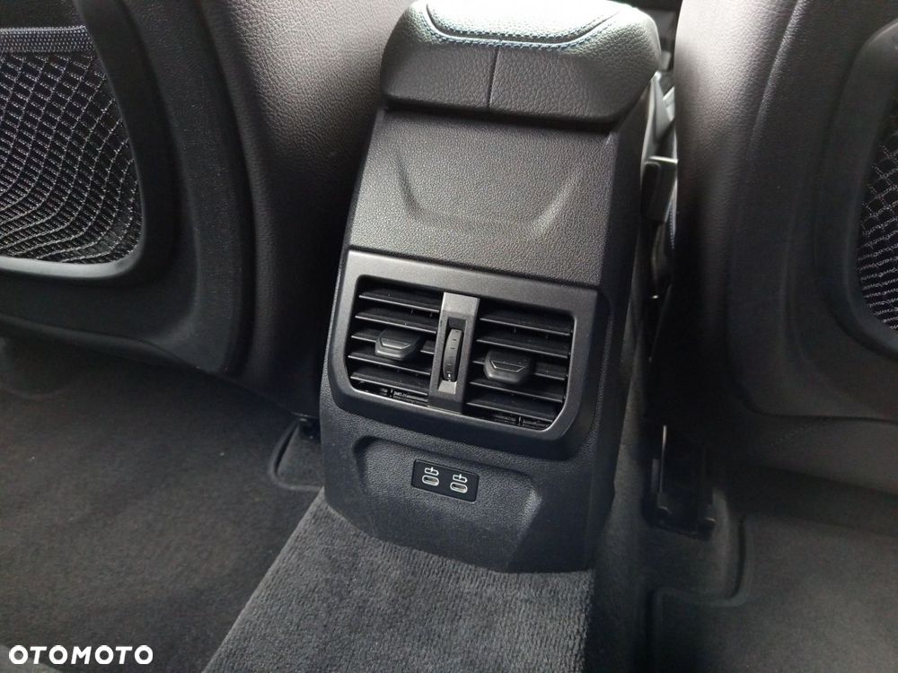 BMW Seria 1 - 21