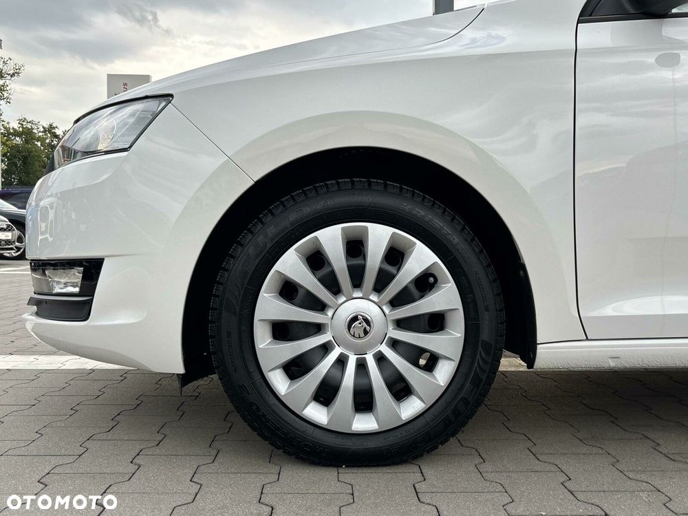 Skoda RAPID - 25