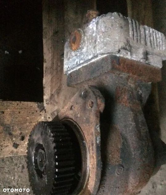 Sprężarka Fendt 720 722 724 726 - 1