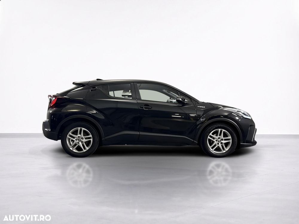 Toyota C-HR - 7