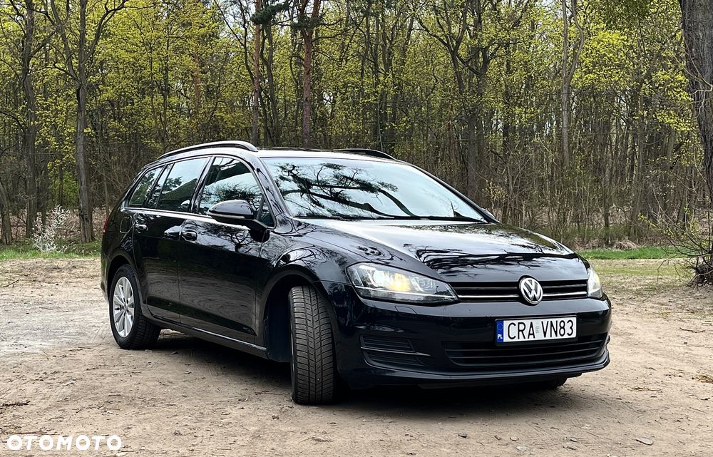 Volkswagen Golf 1.2 TSI BMT Comfortline - 3