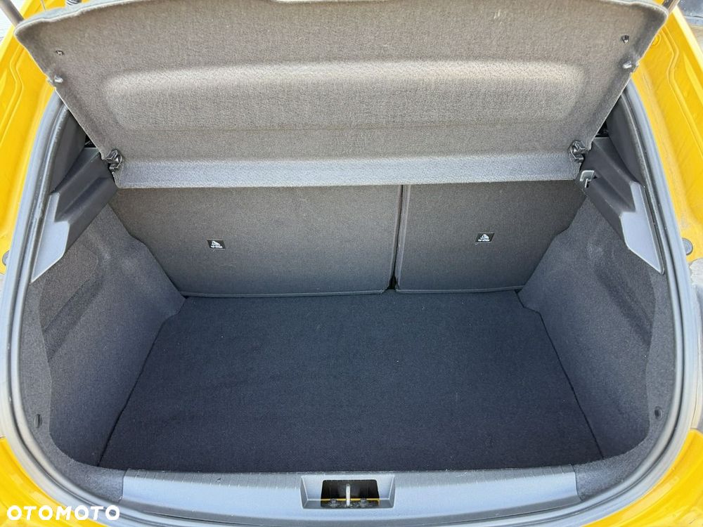 Peugeot 208 PureTech 75 Active - 37