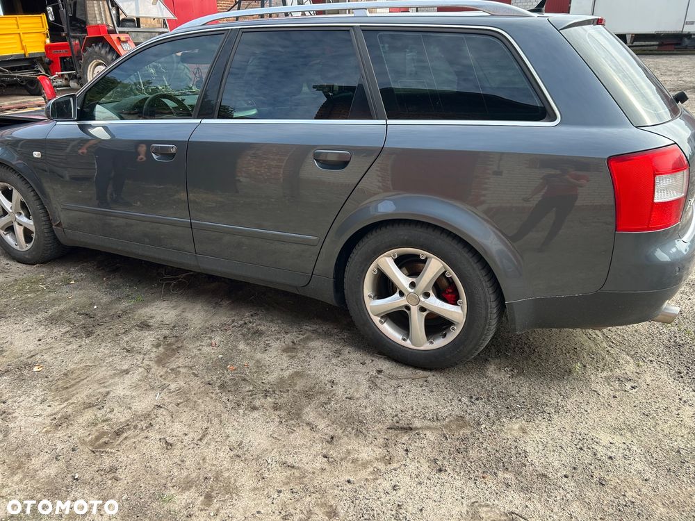 Audi A4 Avant - 2