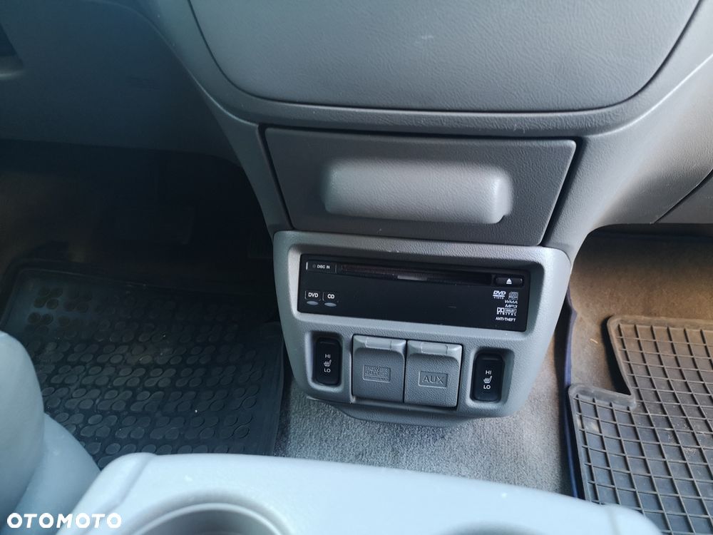 Honda Odyssey 3.5 LX - 28
