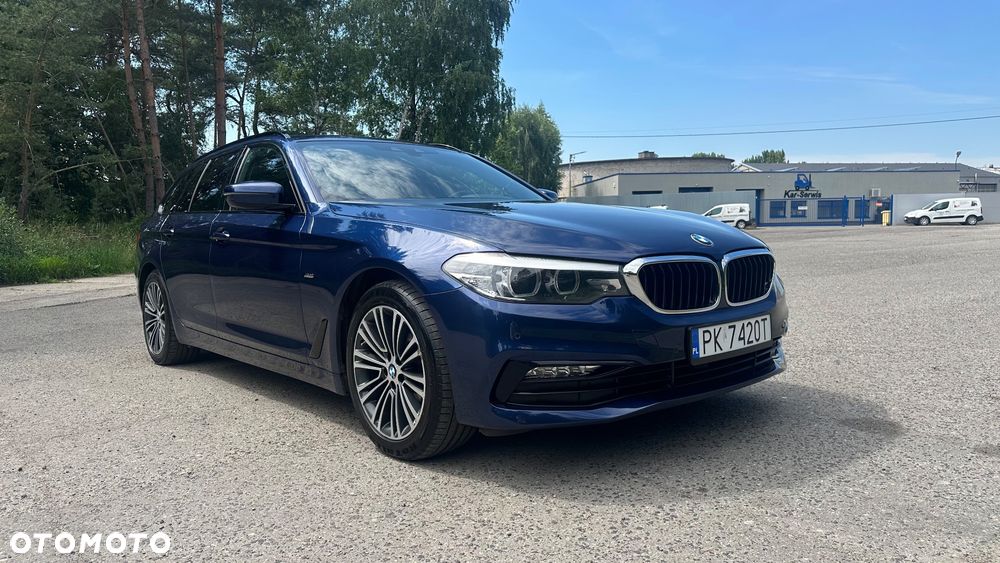 BMW Seria 5 520d Sport Line - 6