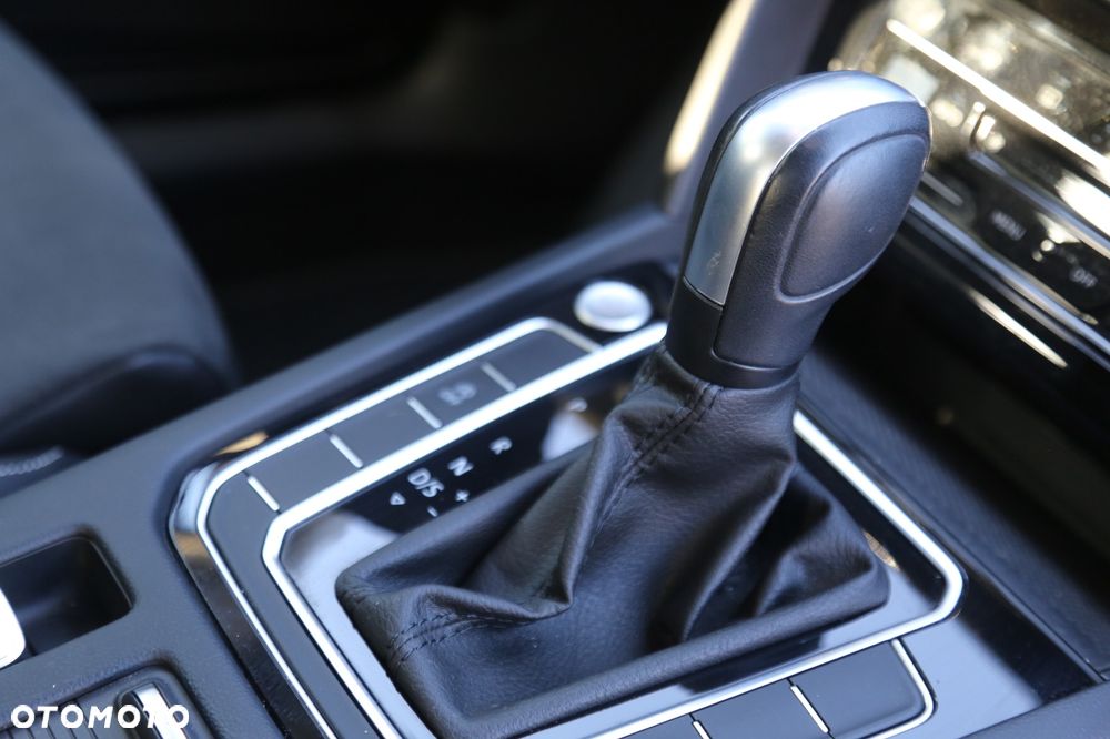 Volkswagen Passat 1.5 TSI OPF DSG Elegance - 38