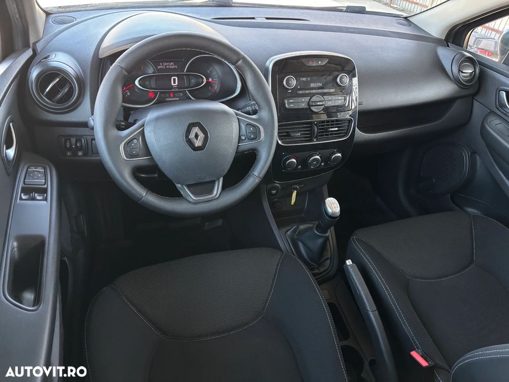 Renault Clio TCe Life - 12