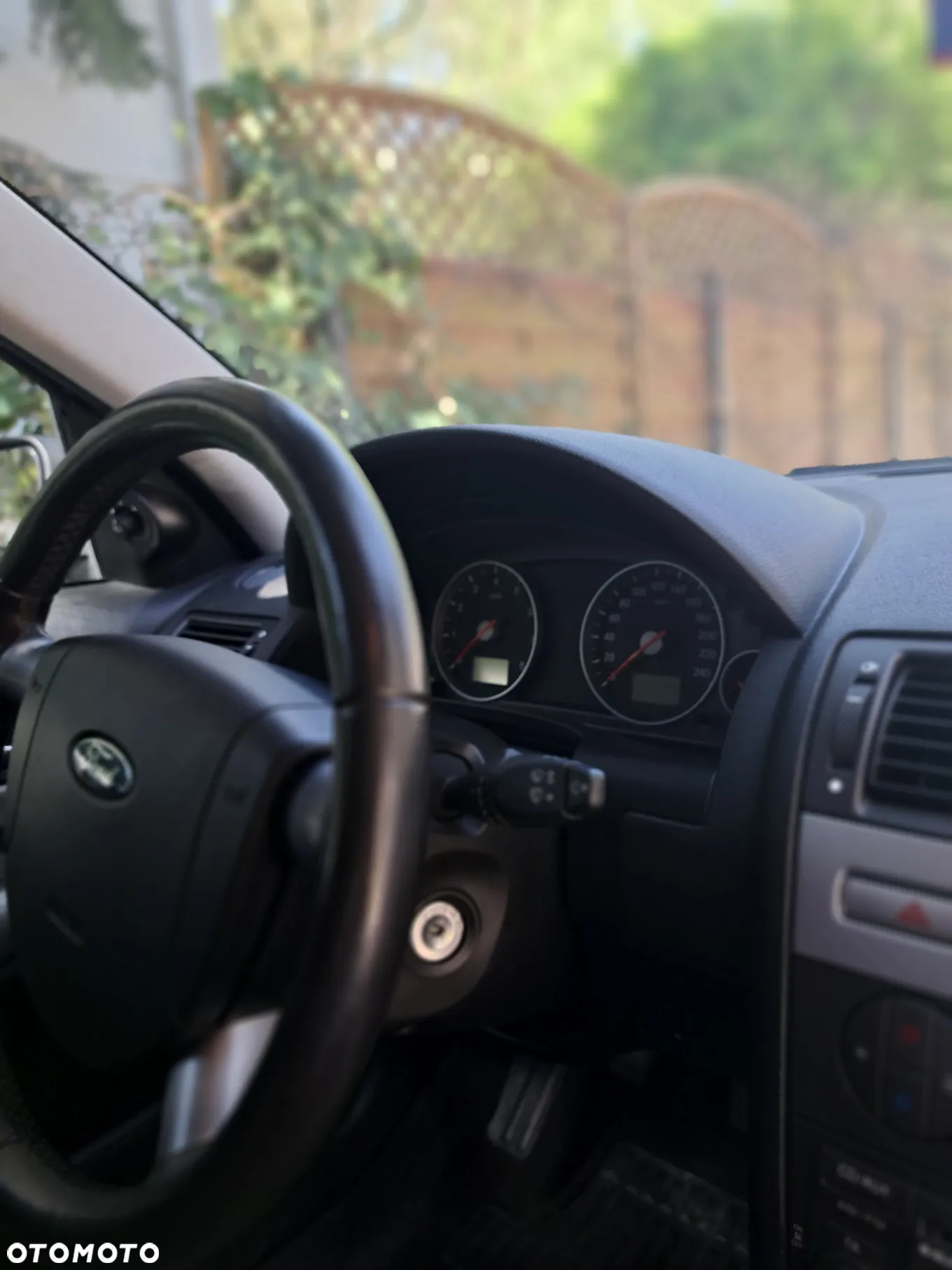 Ford Mondeo - 31