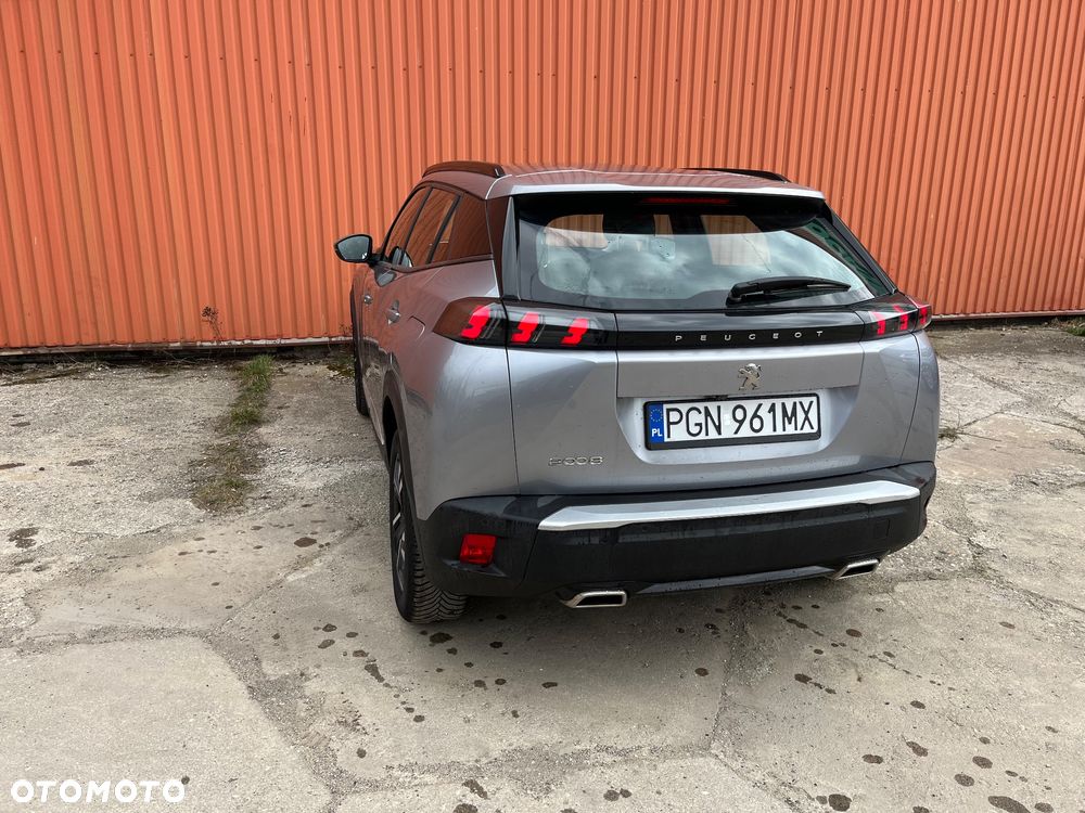 Peugeot 2008 - 11