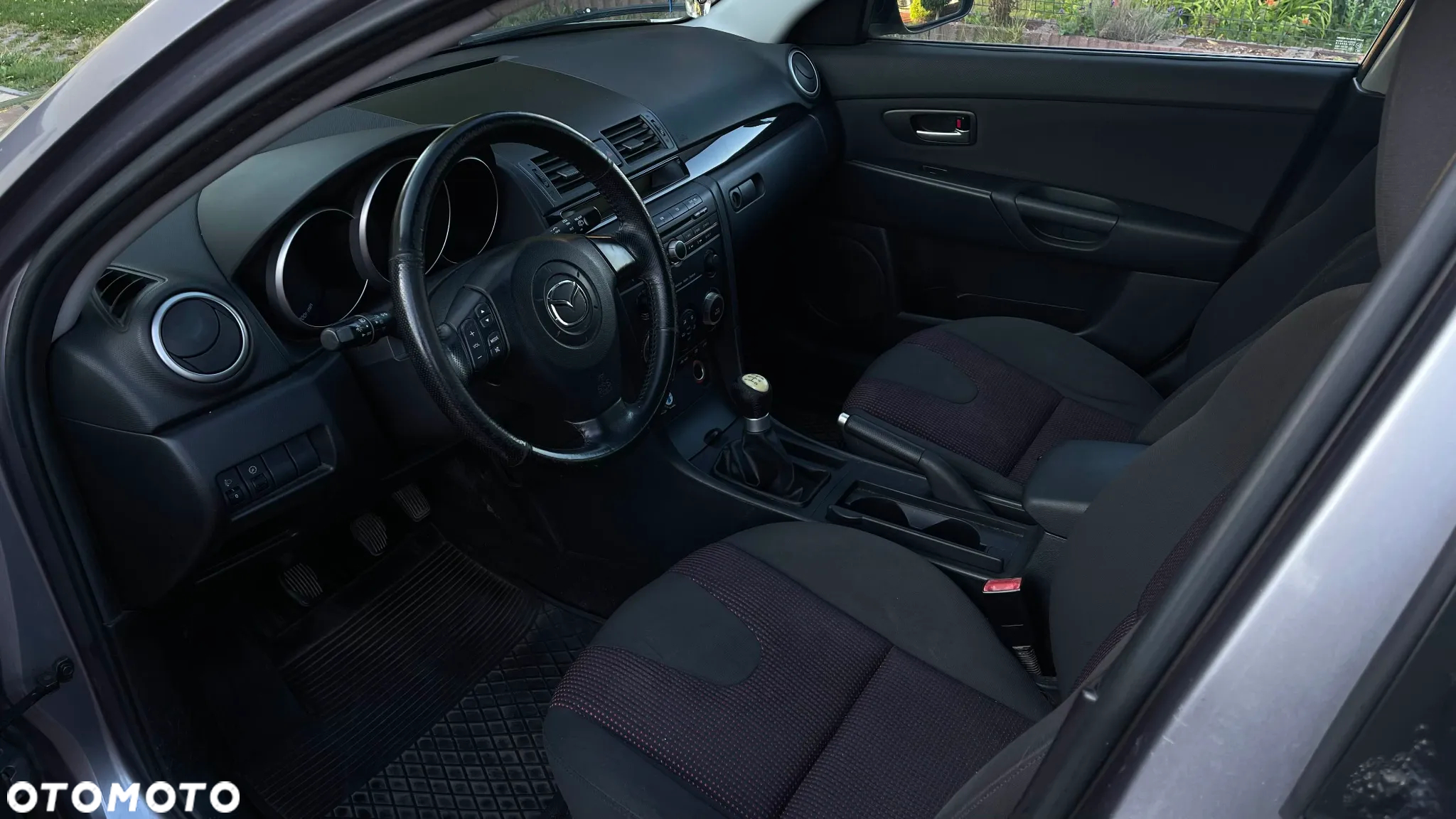 Mazda 3 1.6 16V Exclusive - 2