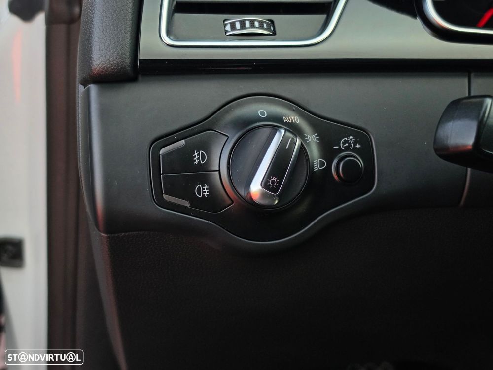 Audi A5 2.0 TDI Business Line S-line - 18