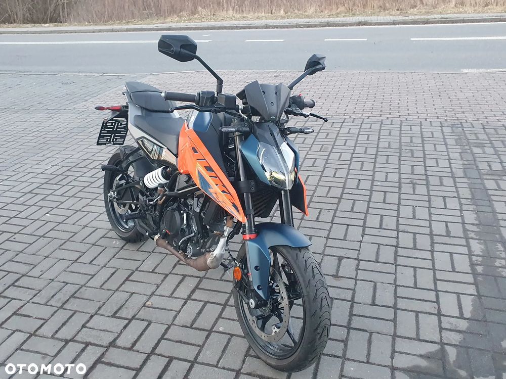 KTM Duke - 11