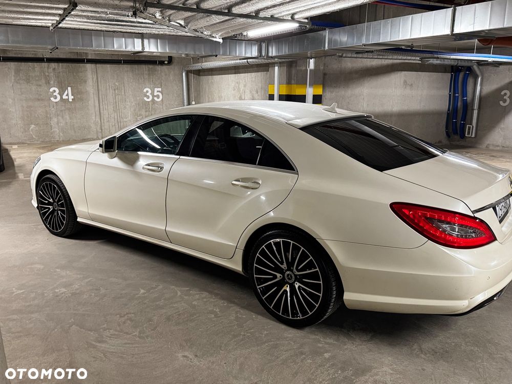 Mercedes-Benz CLS 350 CDI 4-Matic BlueEff - 6