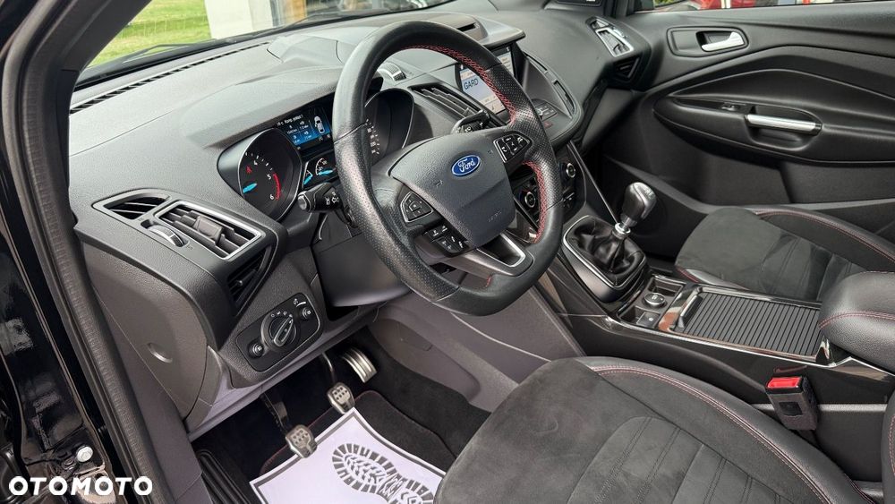 Ford Kuga - 17