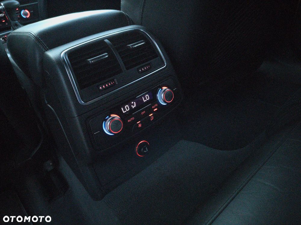 Audi A6 Avant 2.0 TDI ultra S tronic - 16