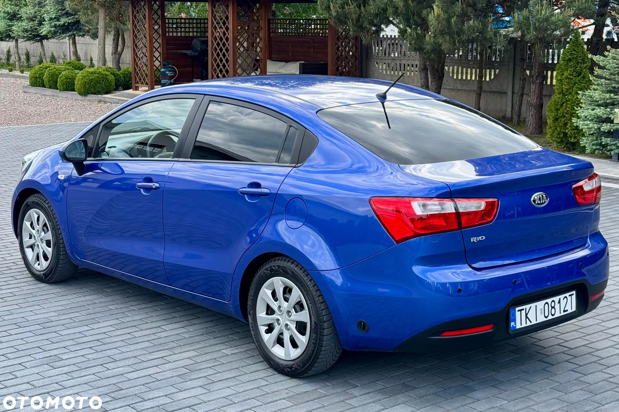 Kia Rio 1.2 L - 5