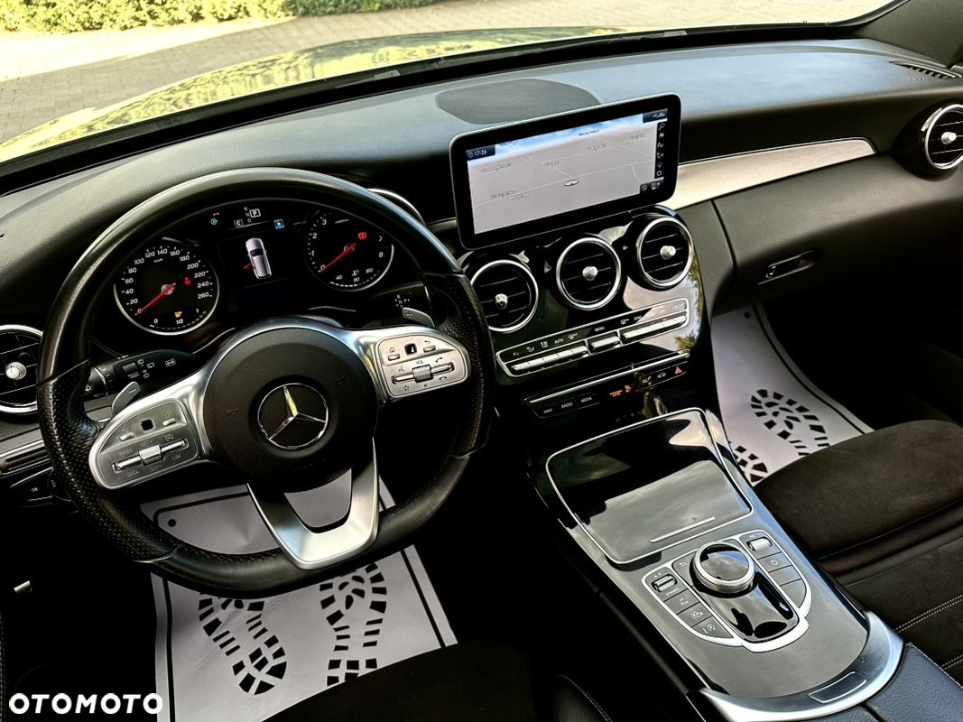 Mercedes-Benz Klasa C 180 T 9G-TRONIC AMG Line - 29