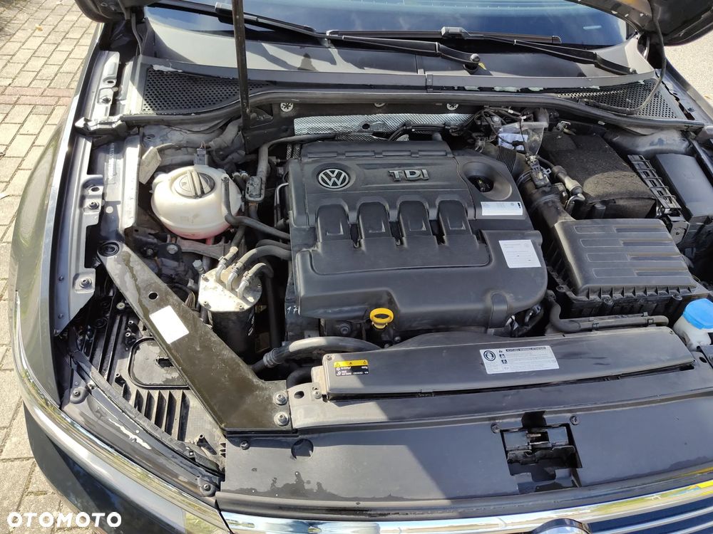 Volkswagen Passat Variant 1.6 TDI (BlueMotion Technology) DSG Comfortline - 18