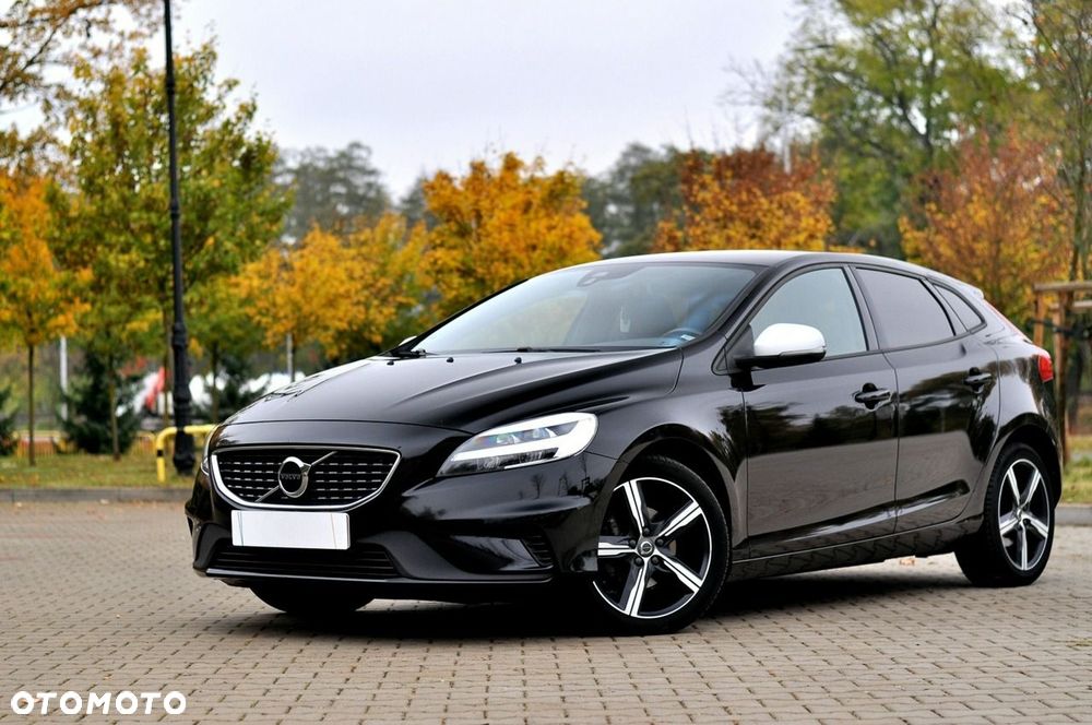 Volvo V40 D2 Drive-E R-Design Momentum - 32
