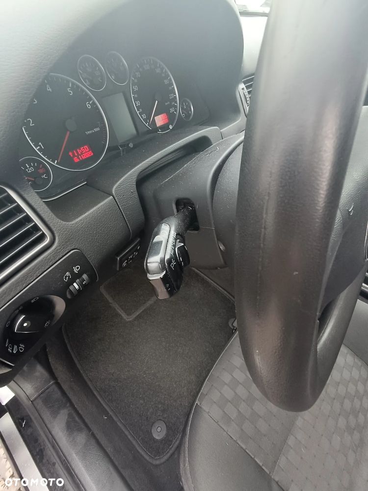 Hyundai i30 1.4 Classic + - 11