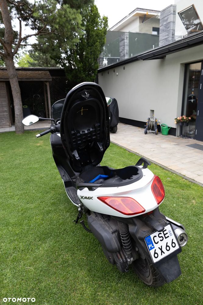 Yamaha X-max - 3