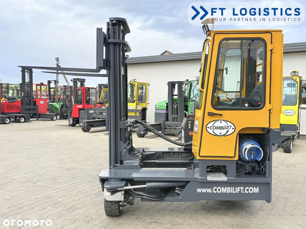Combilift WÓZEK CZTEROKIERUNKOWY - WIELOKIERUNKOWY | COMBILIFT C4000 | GAS | DUPLEX 4100MM | PRZESUW WIDEŁ | WOLNY SKOK | NOWE OPONY | PO SERWISIE | STAN IDEALNY | Szeroka oferta wózków czterokierunkowych i bocznych, dopasowanych do różnorodnych potrzeb i zastosowań - 21