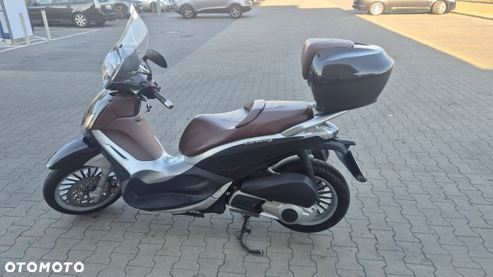 Piaggio Beverly - 18