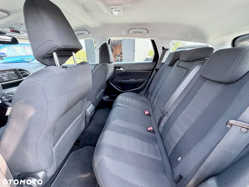 Peugeot 308 BlueHDi 150 Stop & Start Allure - 17