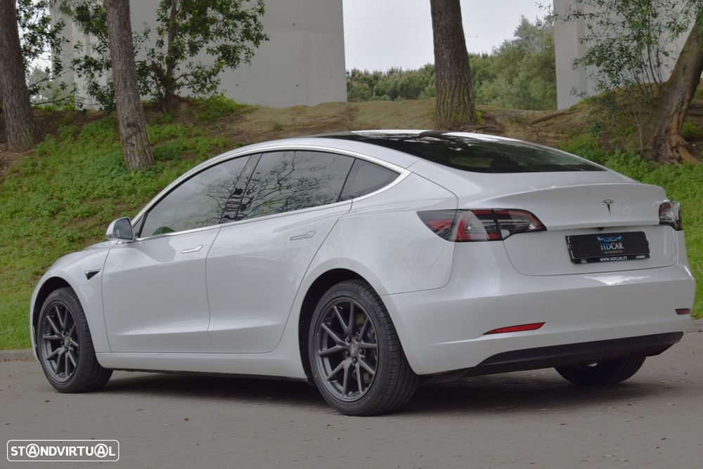 Tesla Model 3 Standard Range Plus RWD - 2