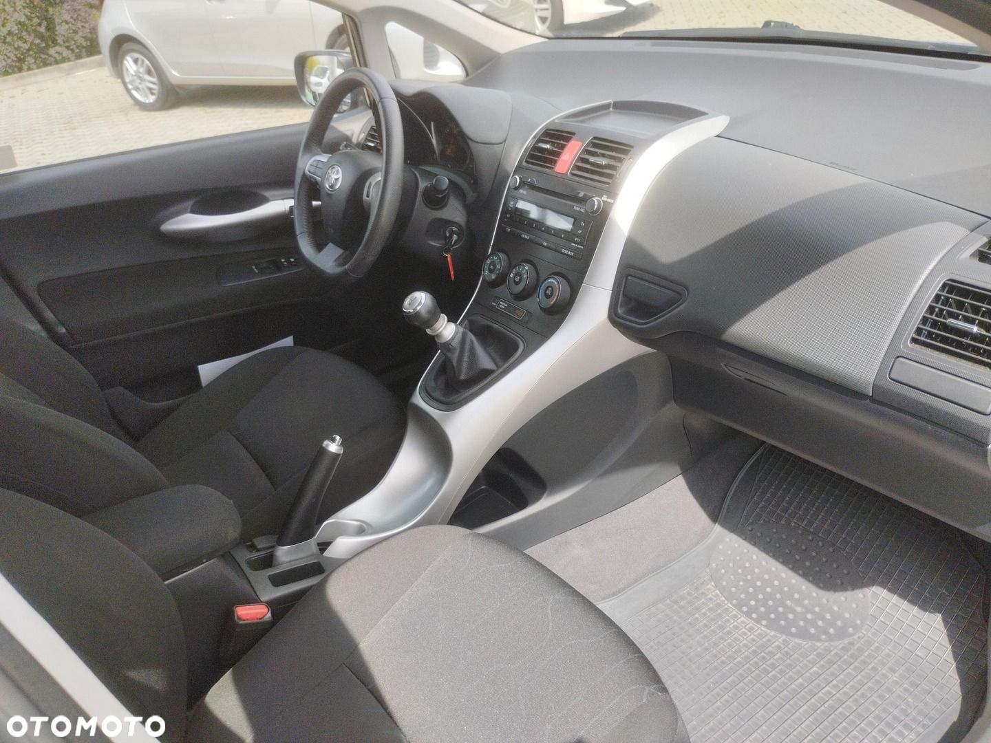 Toyota Auris 1.33 VVT-i Classic - 9
